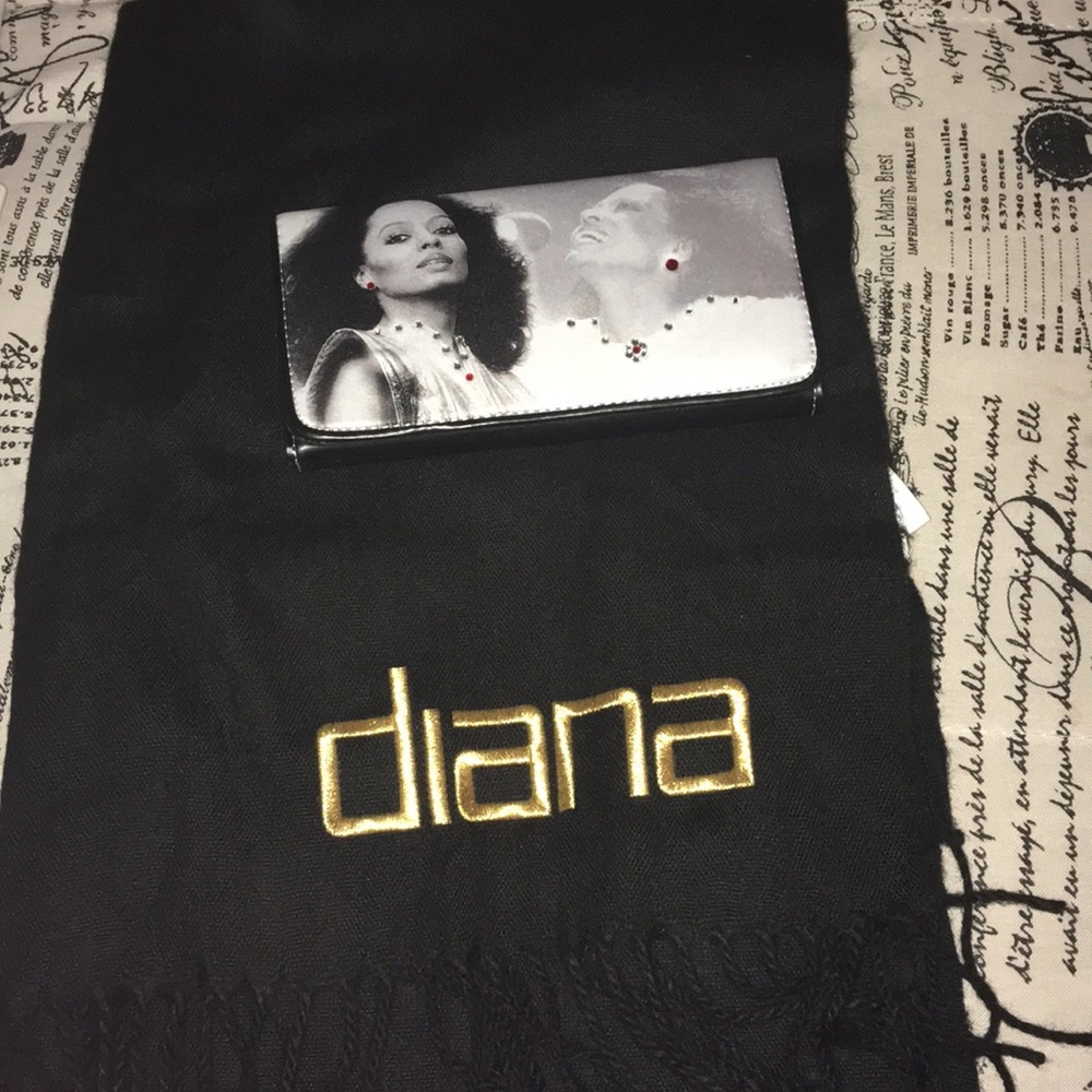 Diana Ross Wallet and Scarf bundle